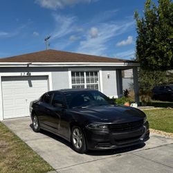 Dodge Charger SXT 2017 Black Interior 