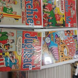 Archie comics 200+ vintage Archie's type, all bagged, boarded comics $500+ retail