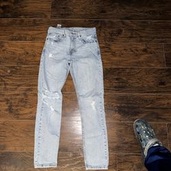 Men’s Levi denim jeans