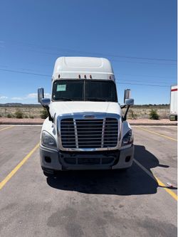 2017 Freightliner Cascadia – $14,000 OBO / Trade for Box Truck
