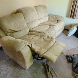 Reclining Sofa