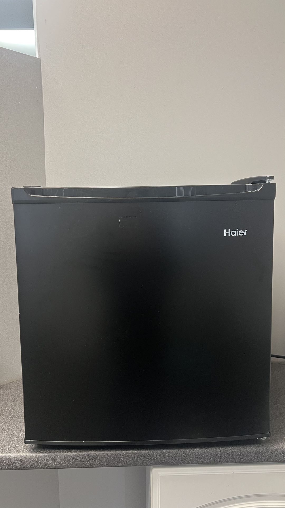 Mini Refrigerator 