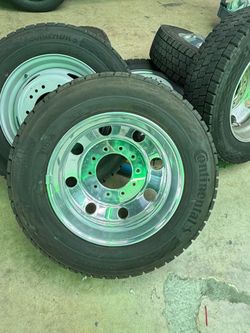 Ford SuperDuty Wheels 10 lug aluminum wheels OEM