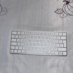 Refurbished DUTCH Apple Wireless Magic Keyboard 2