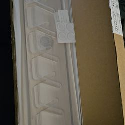 Hat Wood and Acrylic Desk Rack - (clear)