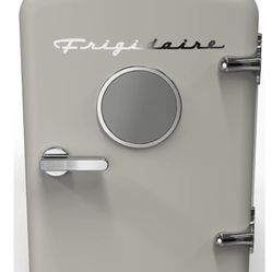 Frigidaire Mini Fridge 