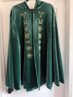 Hocus Pocus Winifred Cape