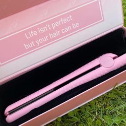 Beauty Creations Straightner