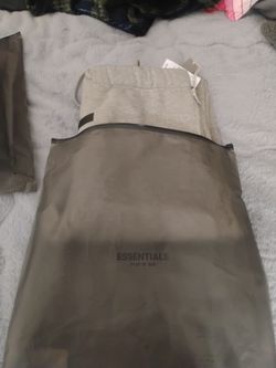 New Essentials sweatpants size large