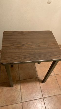 Metal 🤘 end table