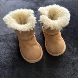 UGGS Toddler Girl Boots 7C 