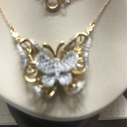 1.5 carat Gold diamond butterfly necklace