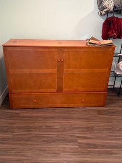 Murphy bed