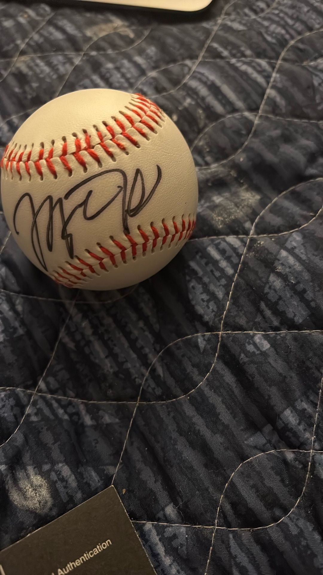 Autograph Michael Jordan baseball with authentic certificate