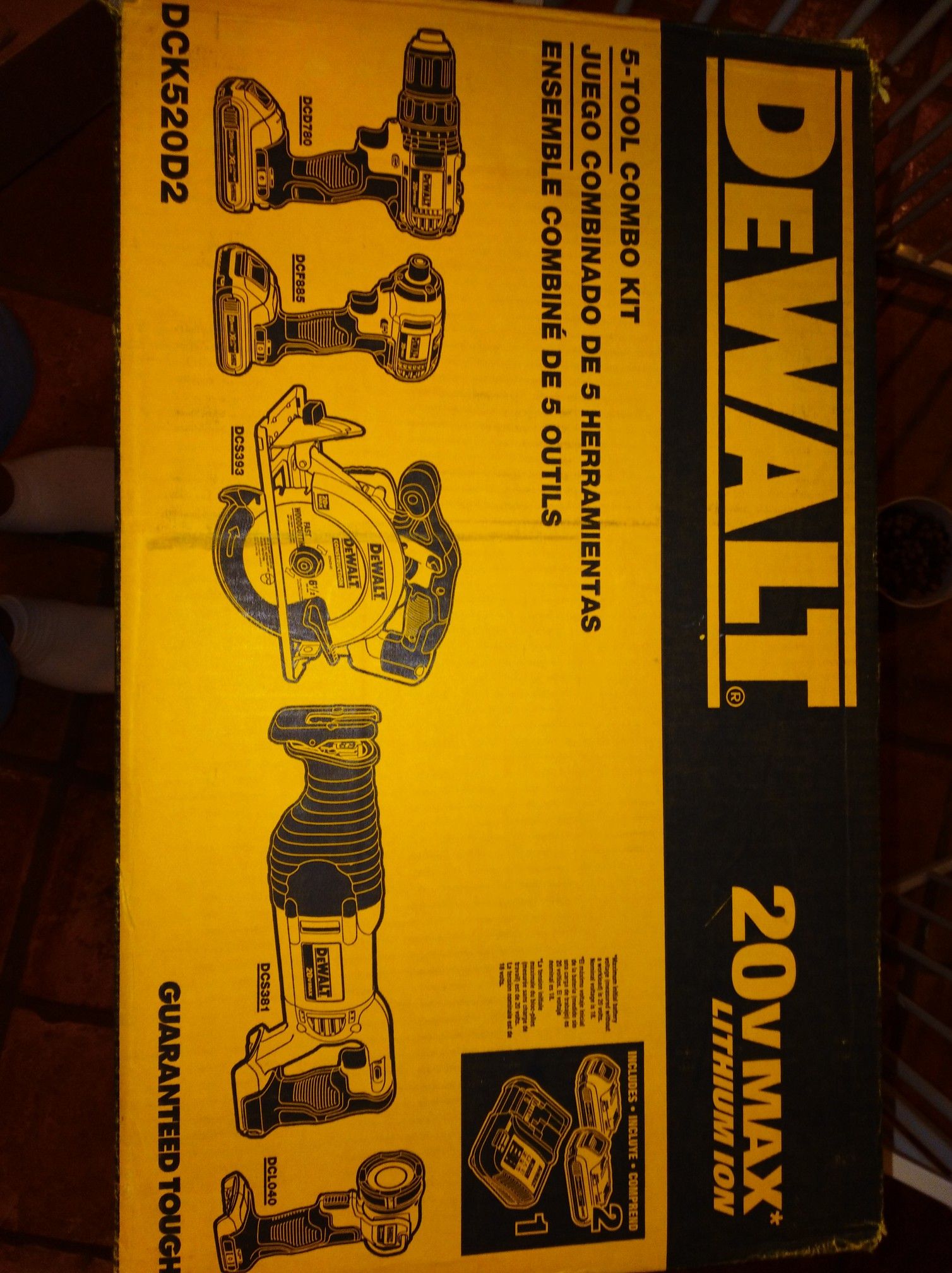 DeWalt 20-volt Max lithium-ion 5 Tool Combo Kit two batteries charger and bag Father's Day new