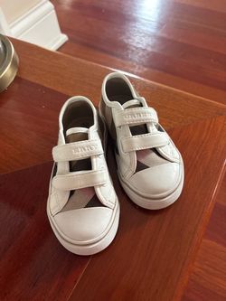 Burberry girls sneakers