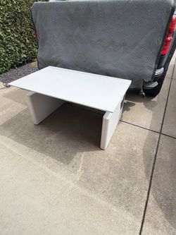 Sit/stand desk