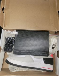 Nike AF-1 ’82 footwear Air Force 1
+ Certificate of Authenticity
