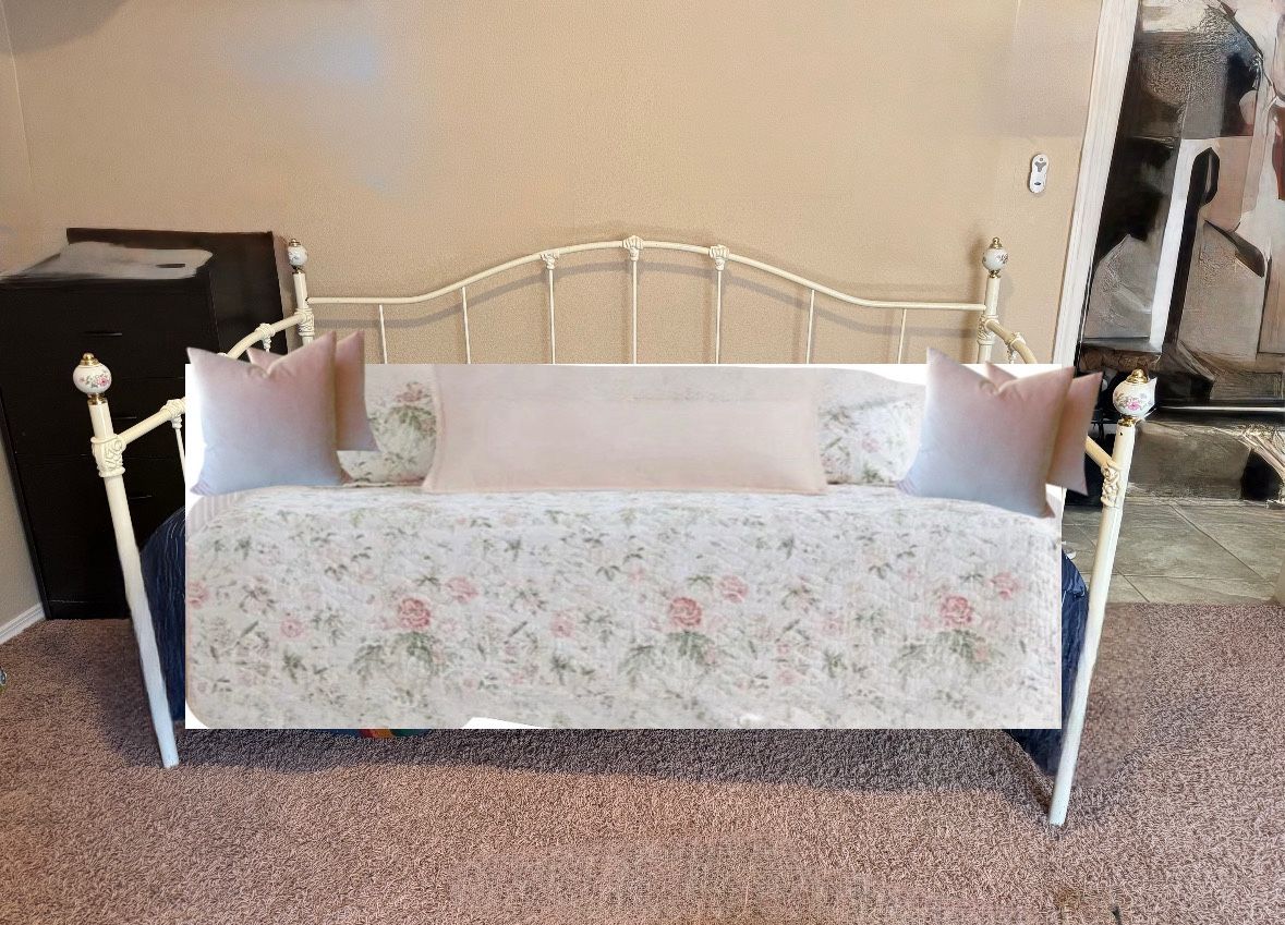 Daybed & Mattress