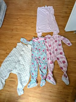 Sleep sack and fleece body suit pajamas