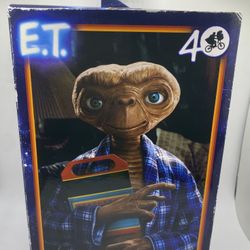 NECA E.T. 40th Anniversary - Ultimate Telepathic E.T. 7-inch Action Figure