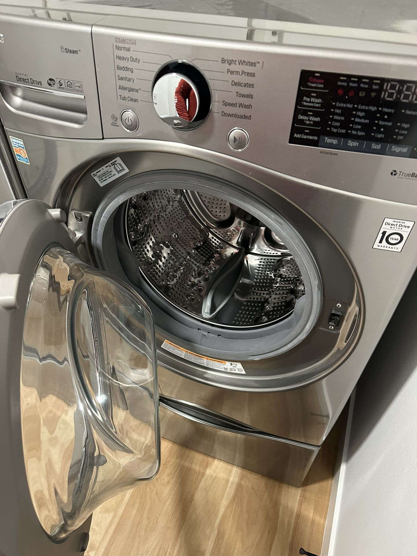 LG Washer And Dryer