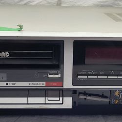 Vintage Sanyo Betacord VCR-4020 Betamax VCR Recorder