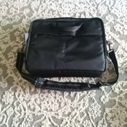 Dell Laptop Bag 17 ,Good Condition 