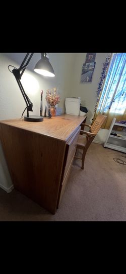 Kelly’s Craft Desk