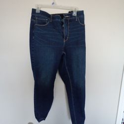 Dark Wash Skinny Jeans 