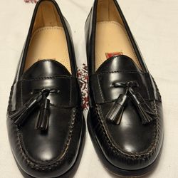 Cole Haan City Loafers Black Leather Pinch Round Toe Tassel Shoes Size 8