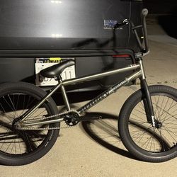 SUNDAY PRO BMX BIKE - Super Rare Raw 