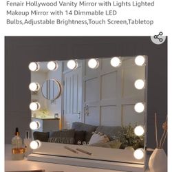 Like New Vanity With 3 Light Modes And USB Port