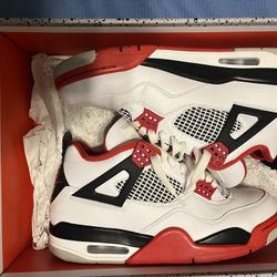 Air Jordan 4 Fire Red Sz 9.5 