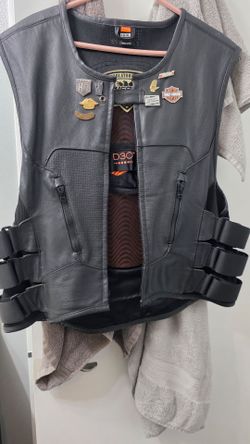 icon d30 regulator vest