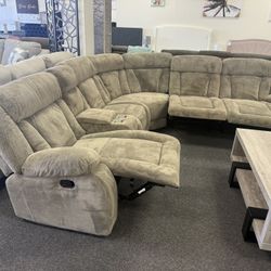 Reclining Sectional