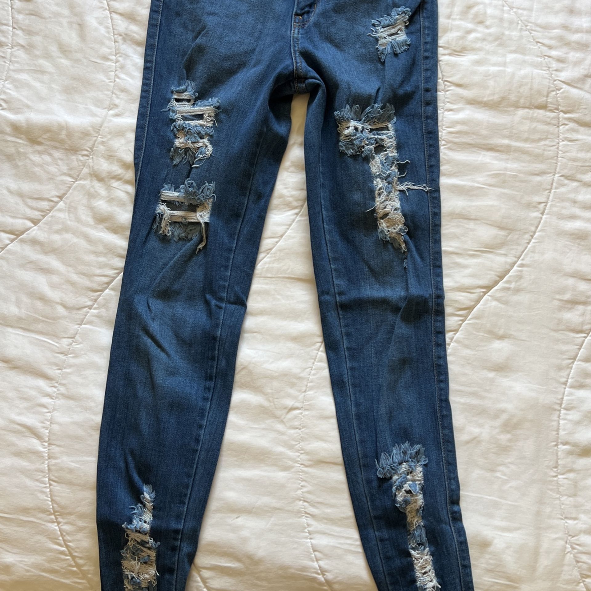 Vibrant Ripped Skinny Jeans Medium Dark Wash