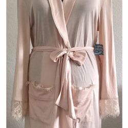 Free People Robe with lace