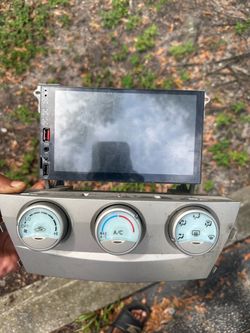 Touch screen radio