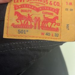 Men’s Levi’s 501s