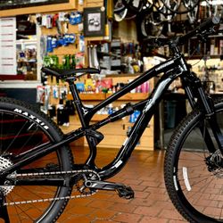 Cannondale Mountain Bike - Full Suspension