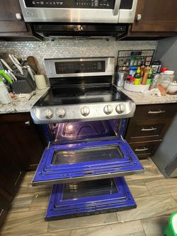 LG 30 in electric range