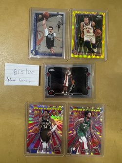 2025/26 Topps Chrome Update Basketball 42-Card Mega Box Hit Lot