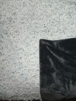 That/White Fleece Throw Blanket 50x65 (New)