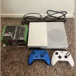 XBOX ONE S WITH SPECIAL EDITION CONTROLLER AND GAMES 