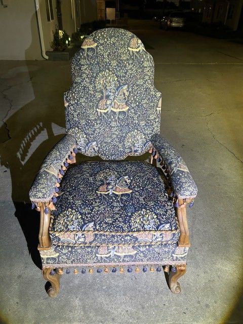 good antique furniture