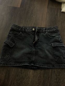 Black skirt size small