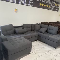 🛋️ NEW  Black Or Grey Bargain Comfy Sectional  w/Pillows 🚛  Avail 🛋️