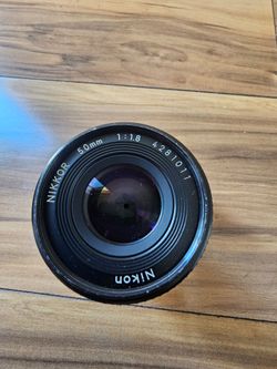 Nikon Nikkor 50mm f/1.8 Camera Lens