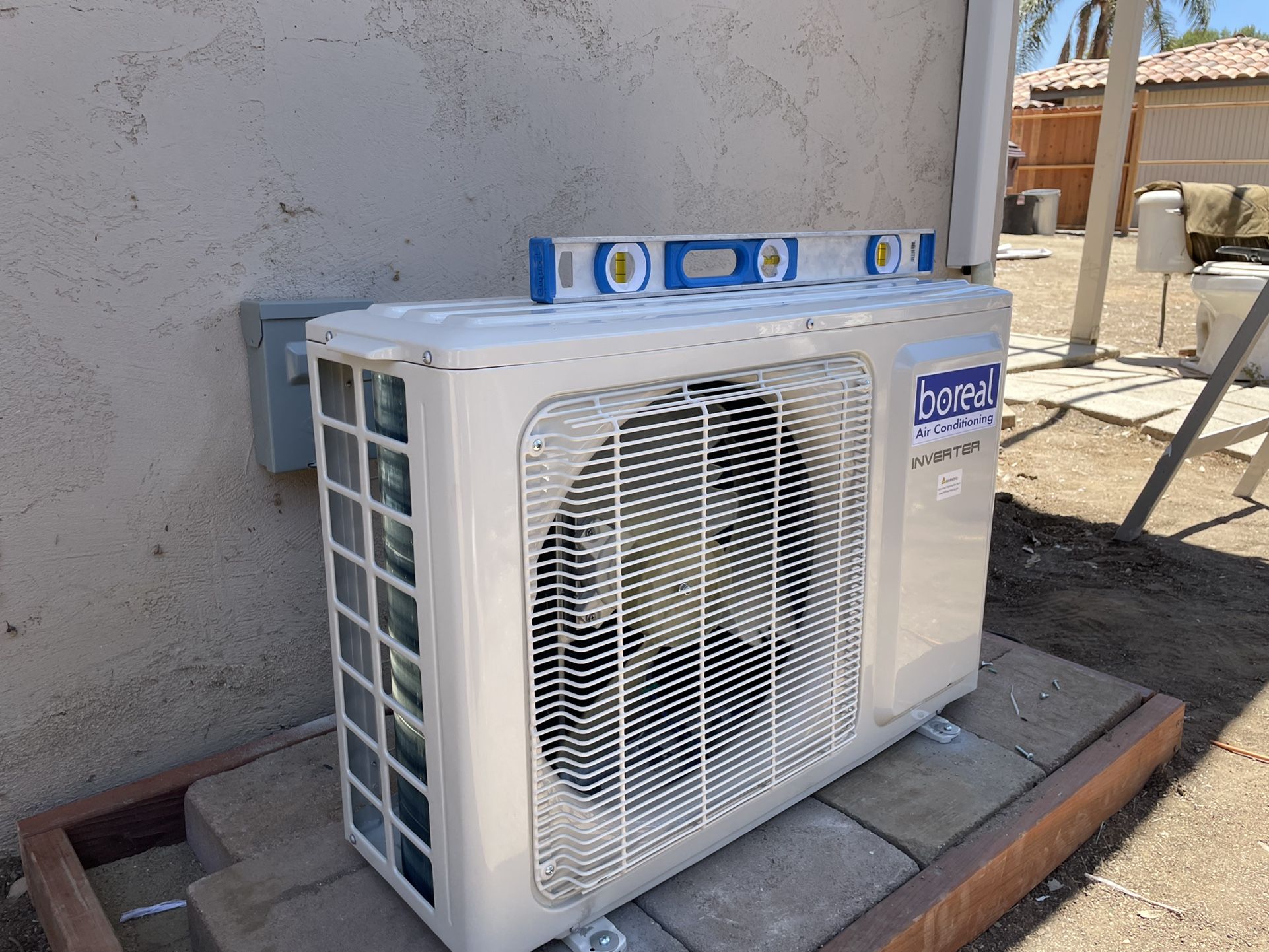 Boreal 12000btu mini split air conditioner with heat pump